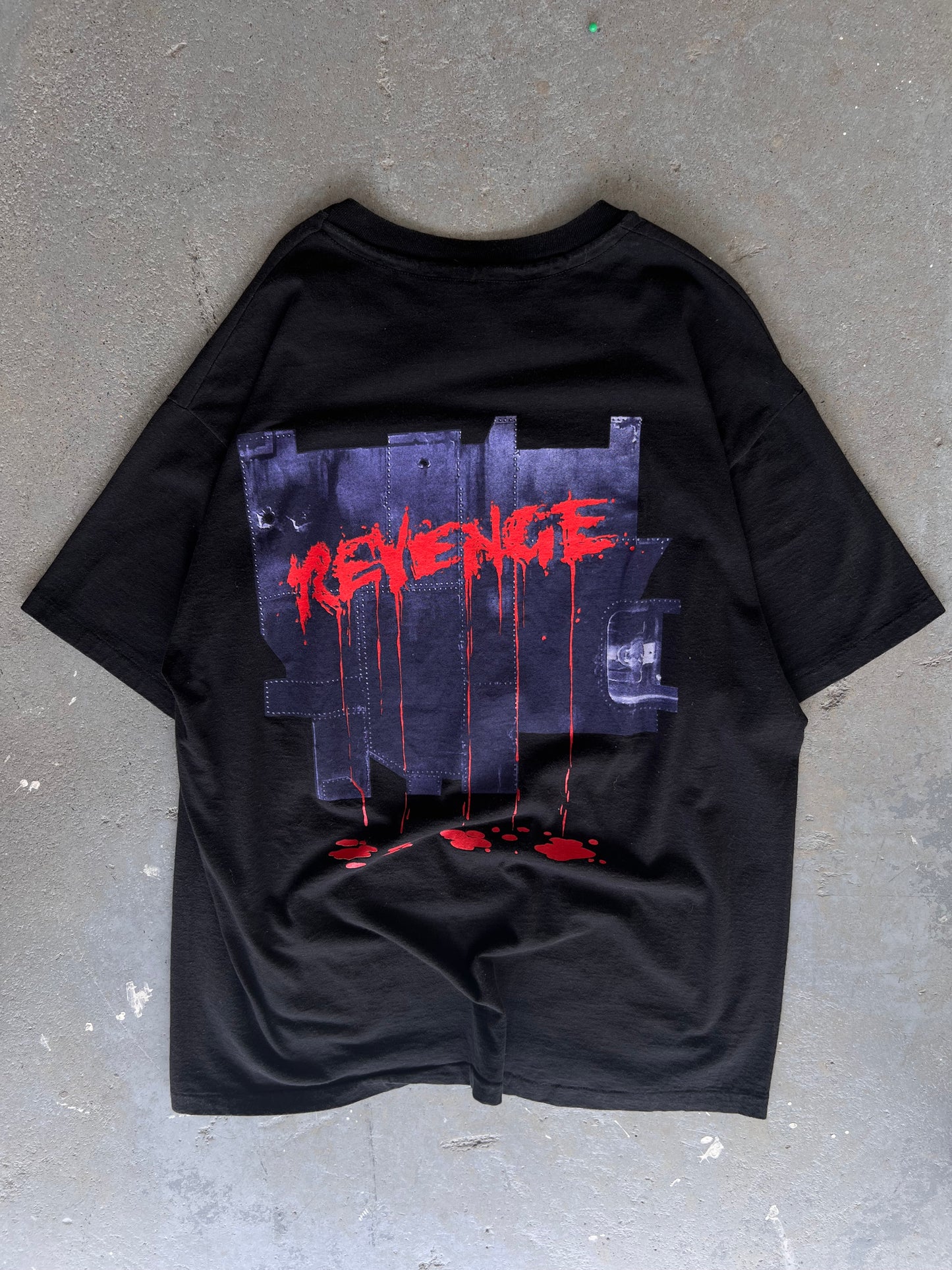 92’ KISS ‘’ Revenge’’ tee- Sz XL