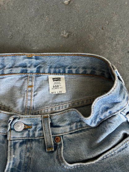 90s Levi's 550 Relaxed fit Light wash - Sz 33x30