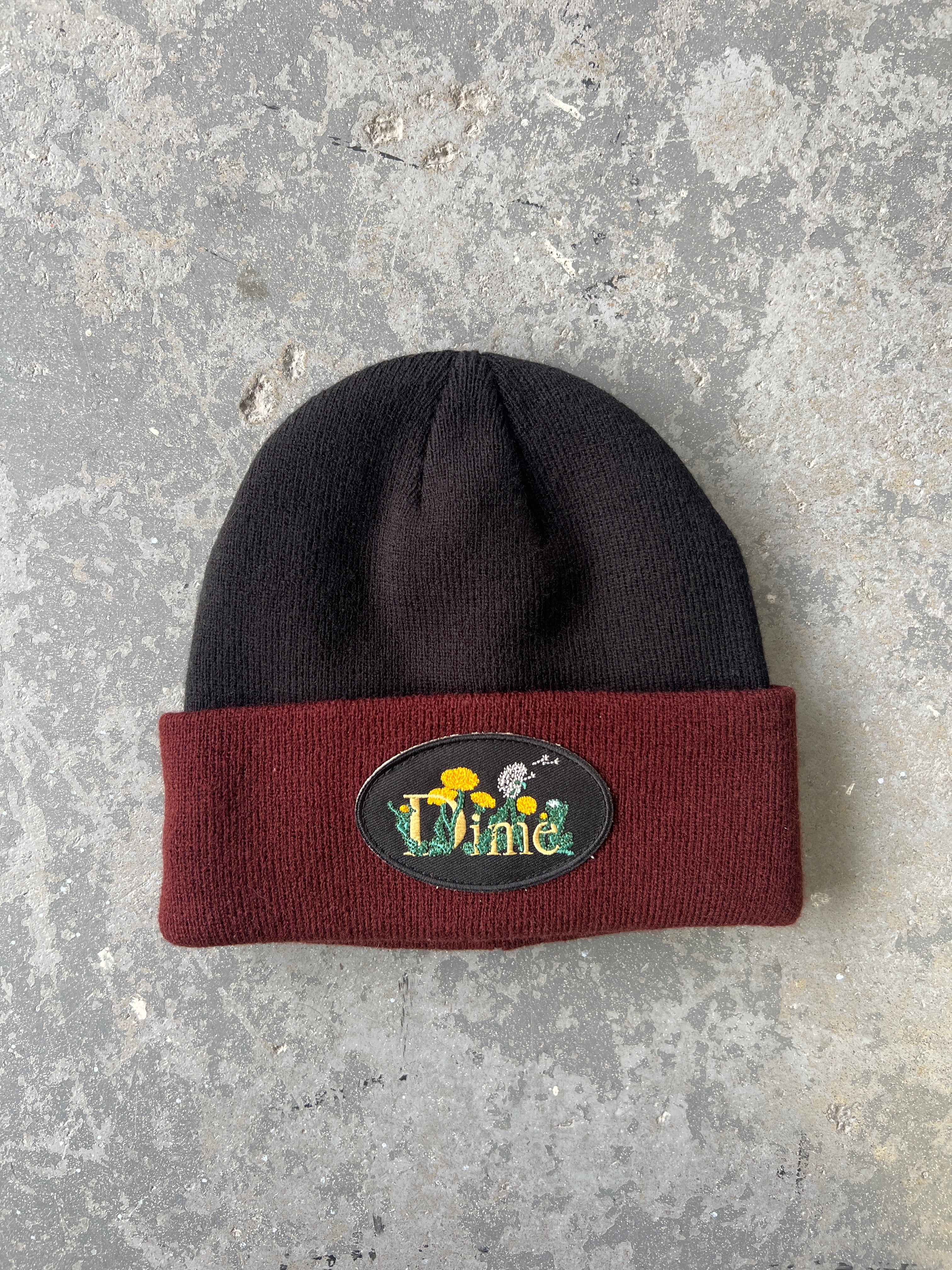 Dime MTL Flower patch logo Beanie