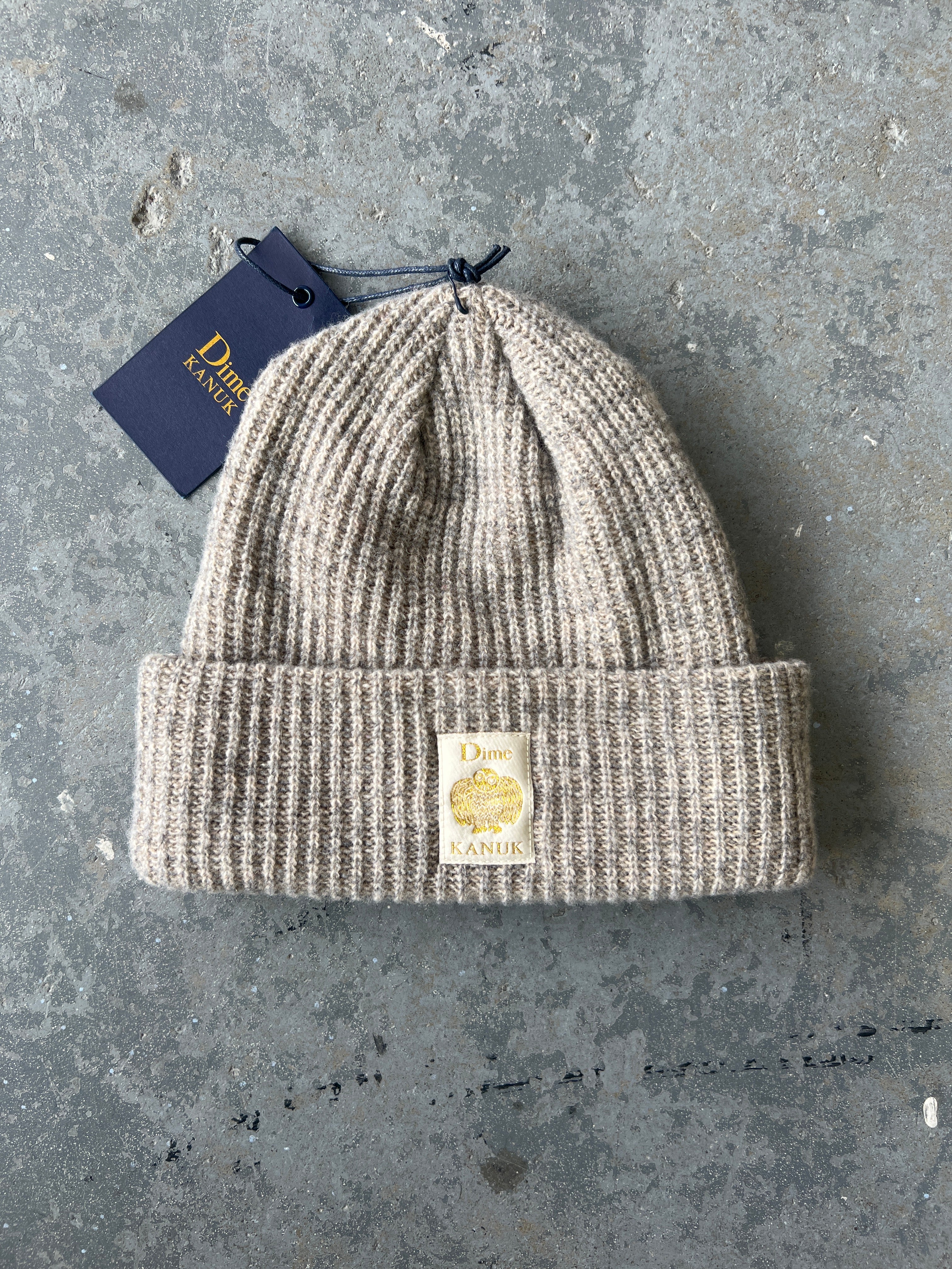 NEW Dime/Kanuk Grey beanie