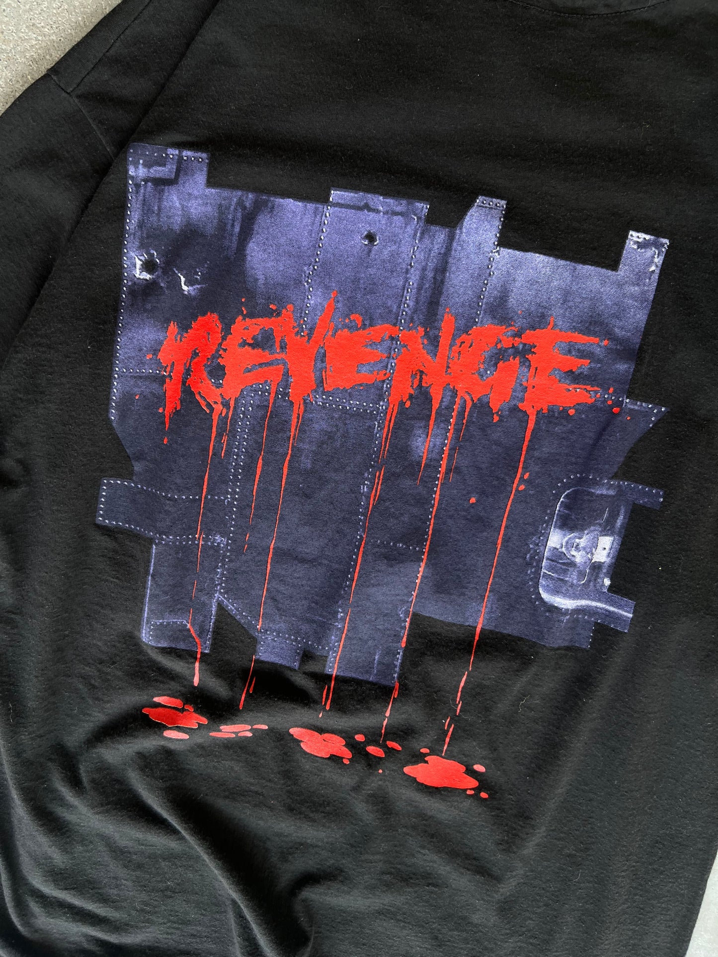 92’ KISS ‘’ Revenge’’ tee- Sz XL