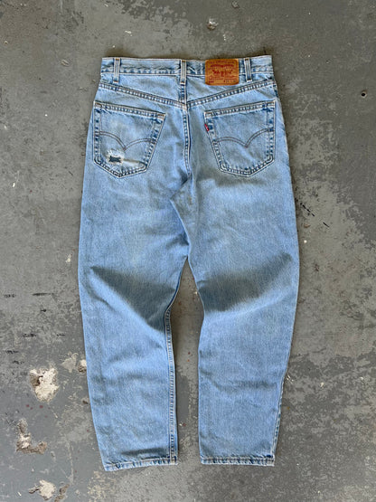 90s Levi's 550 Relaxed fit Light wash - Sz 33x30