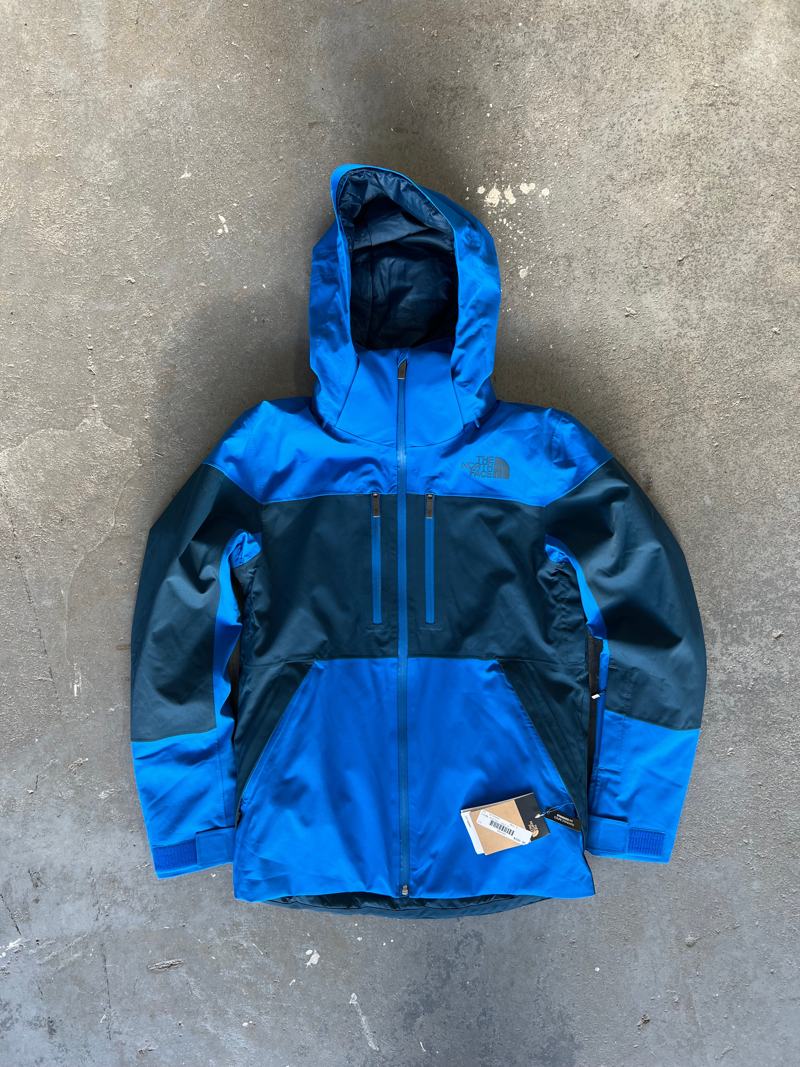 NEW The North face Chakal Blue Jacket- Size S