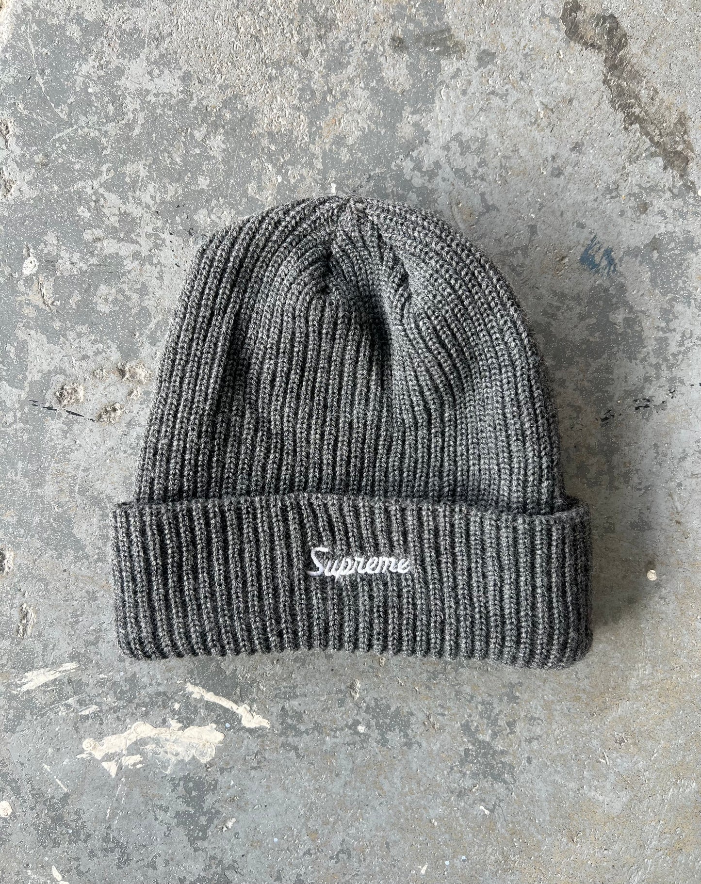 NEW Supreme Logo beanie (Multiples colours)