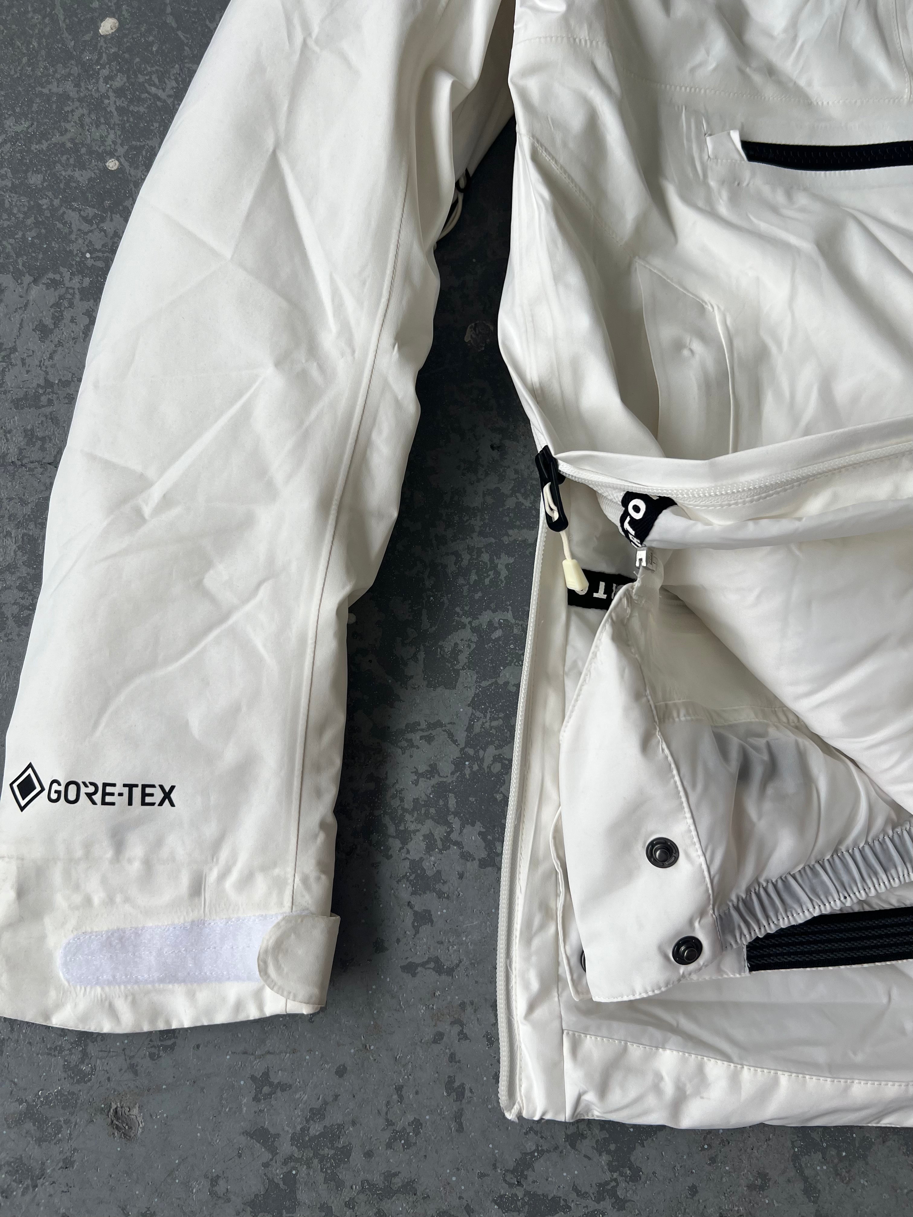 NEW Burton White pullover Gore-tex Jacket- XS(W)