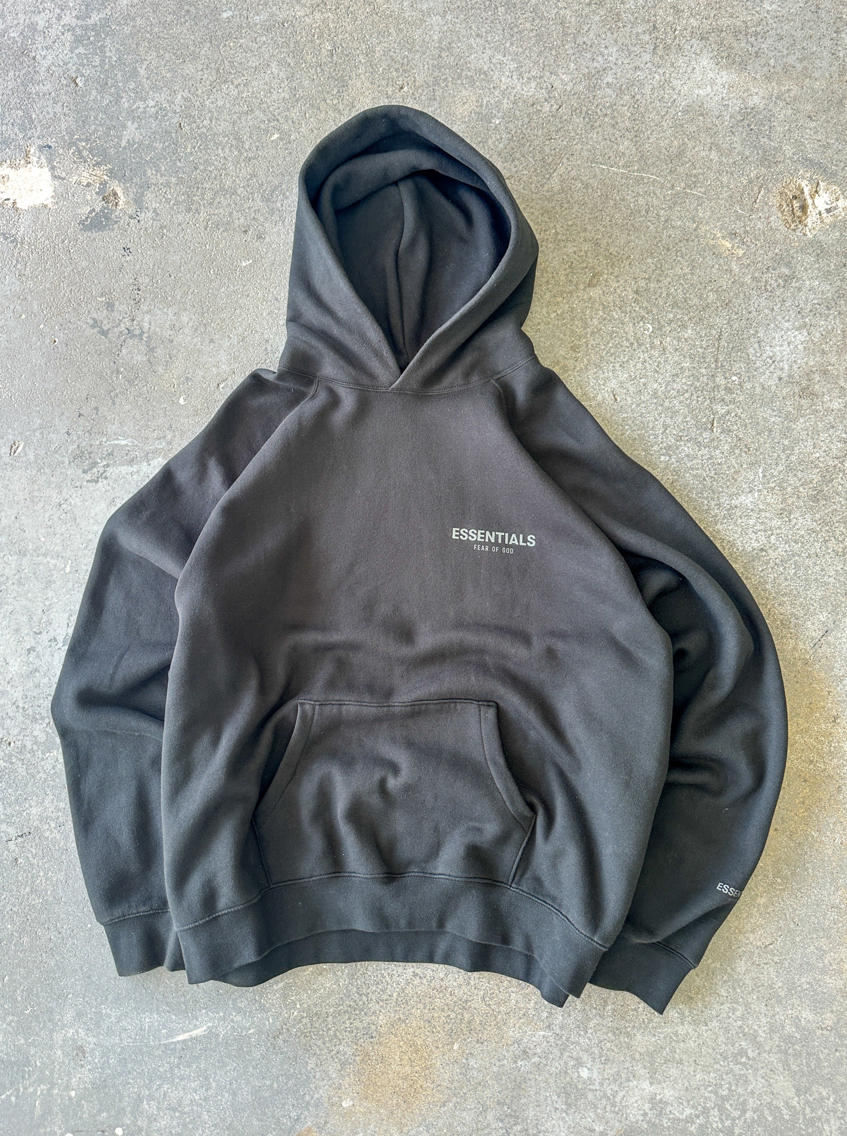 Essentials Fear of god black pullover hoodie