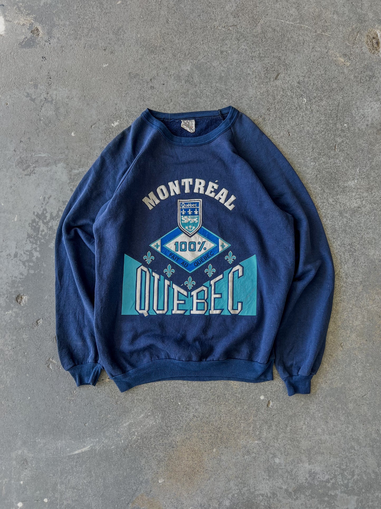 100% fait au Québec Navy Crewneck