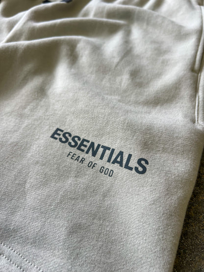 Essentials Pistachio sweat-short