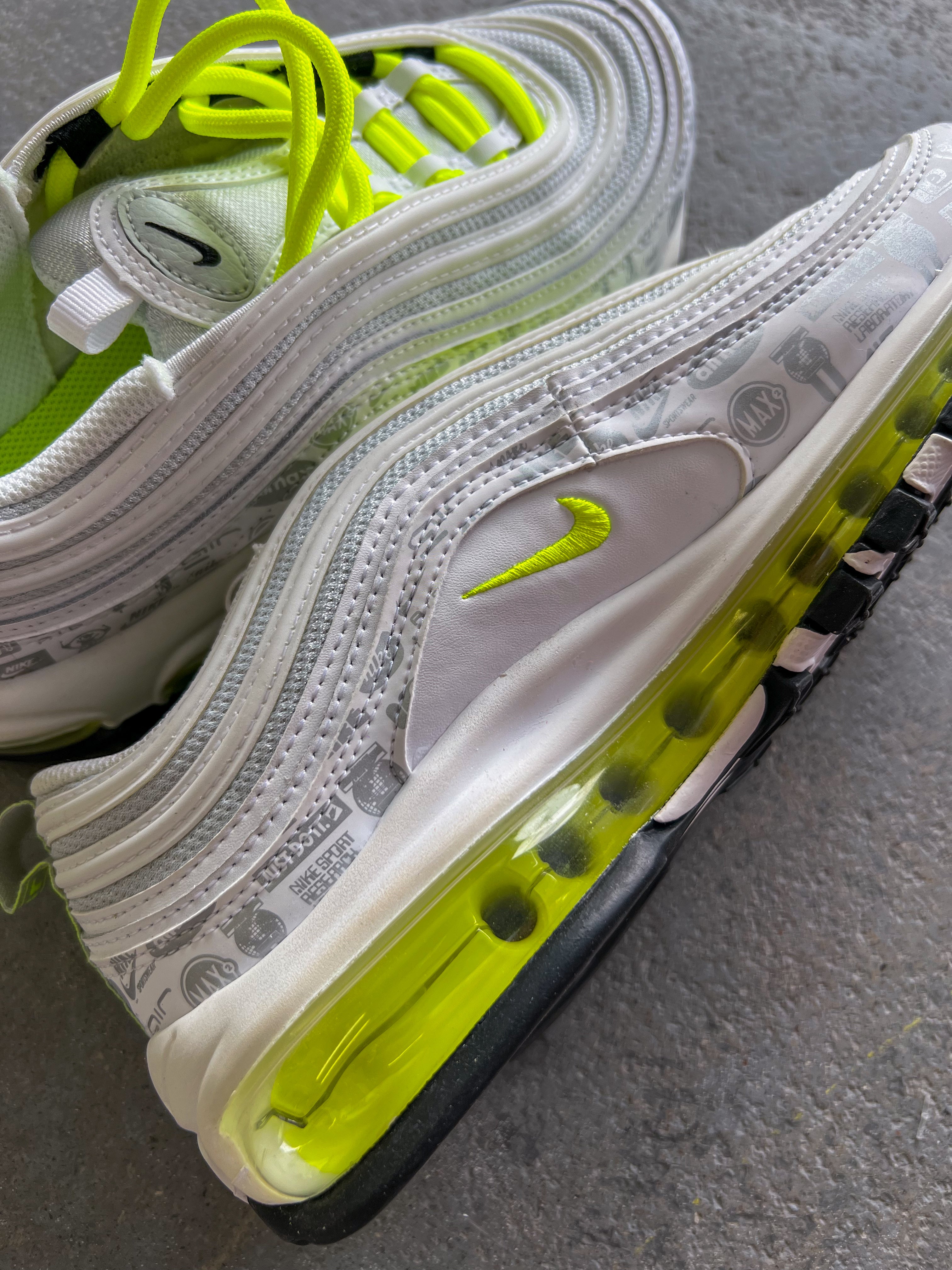 Air max 97 Platinum volt