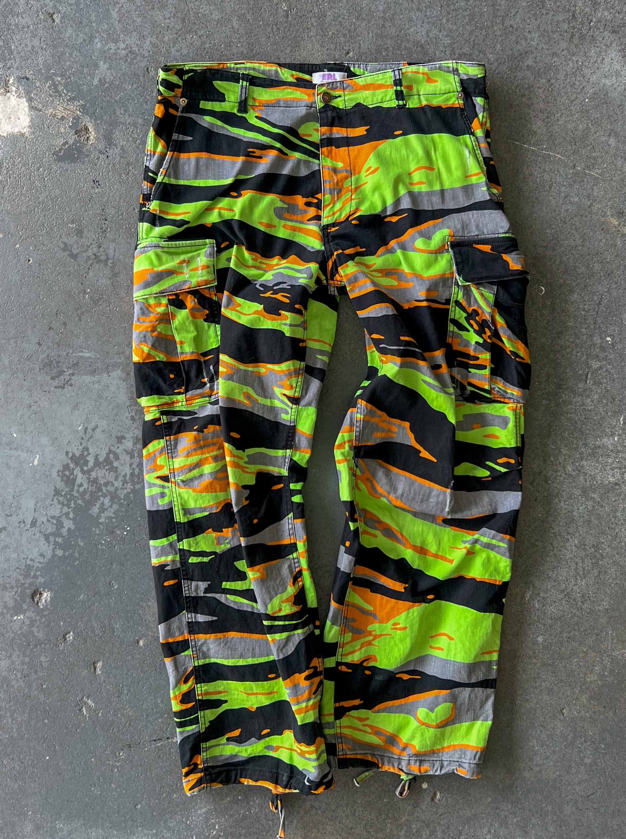 ERL multicolor camo cargo pants Sz L faded*