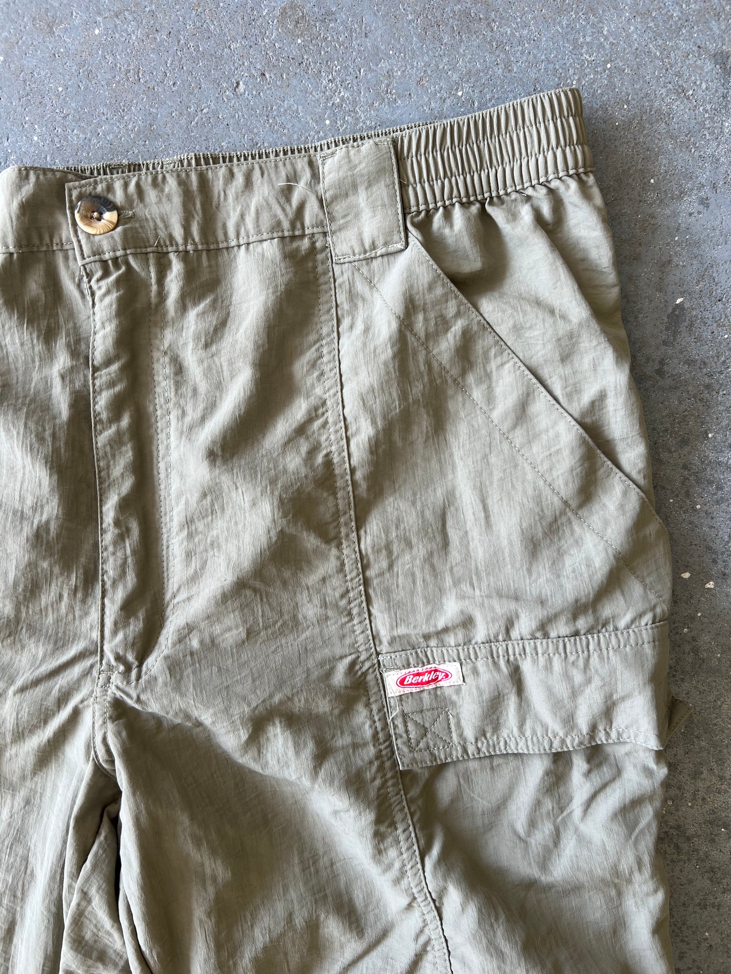 Berkley convertible beige hiking pants -Sz Large