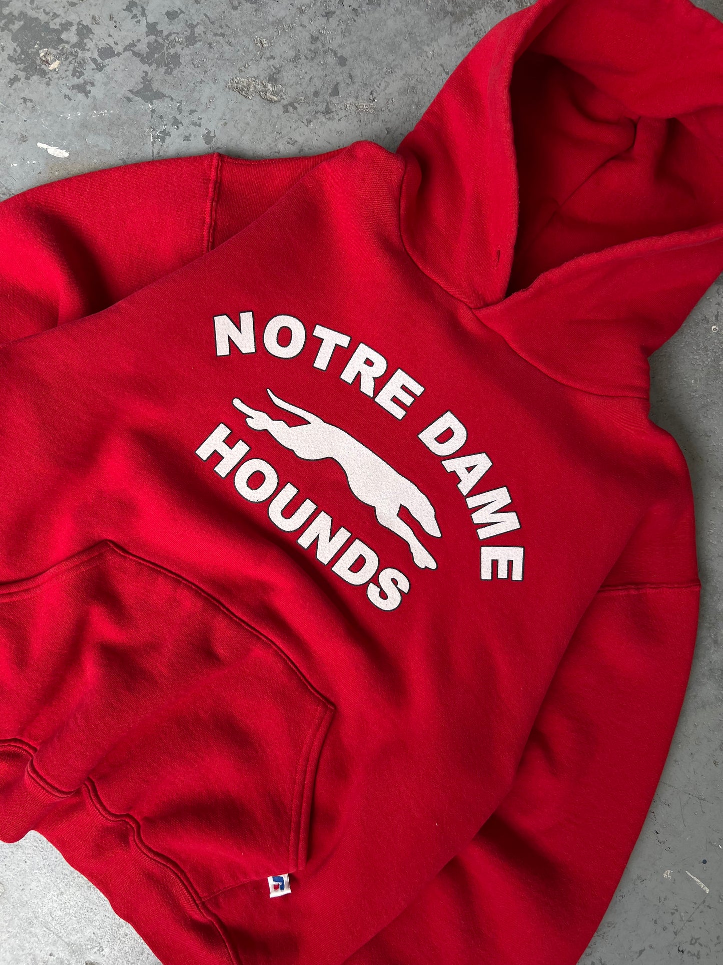 Y2K Russell Athletic "Notre-Dame Hounds" Red hoodie - Sz M