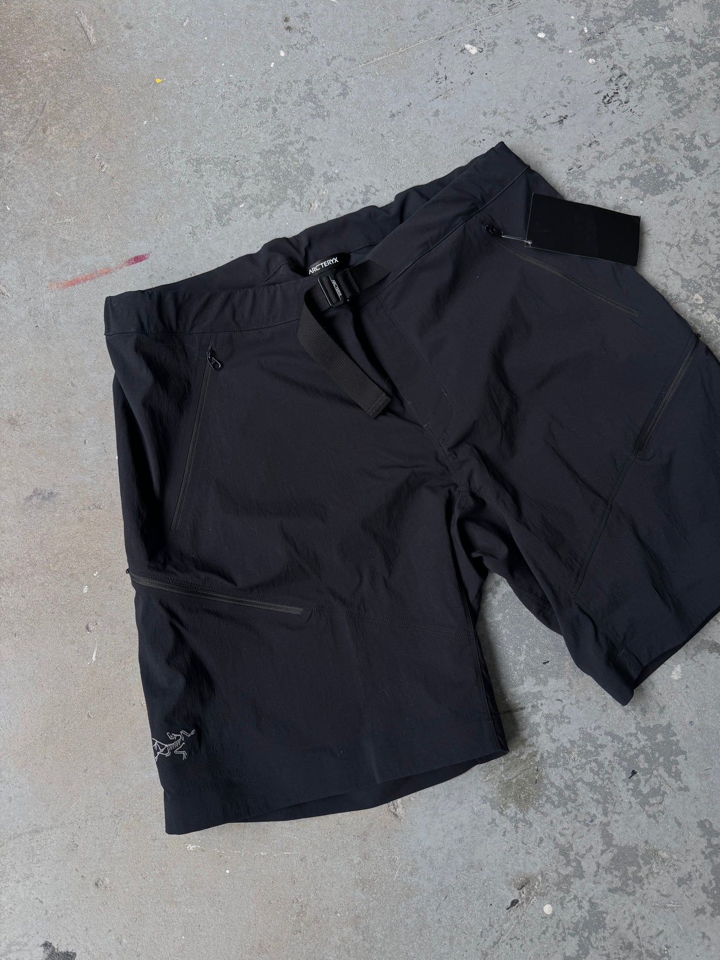 Arc’teryx Gamma quick dry Short 9” - Sz 38US