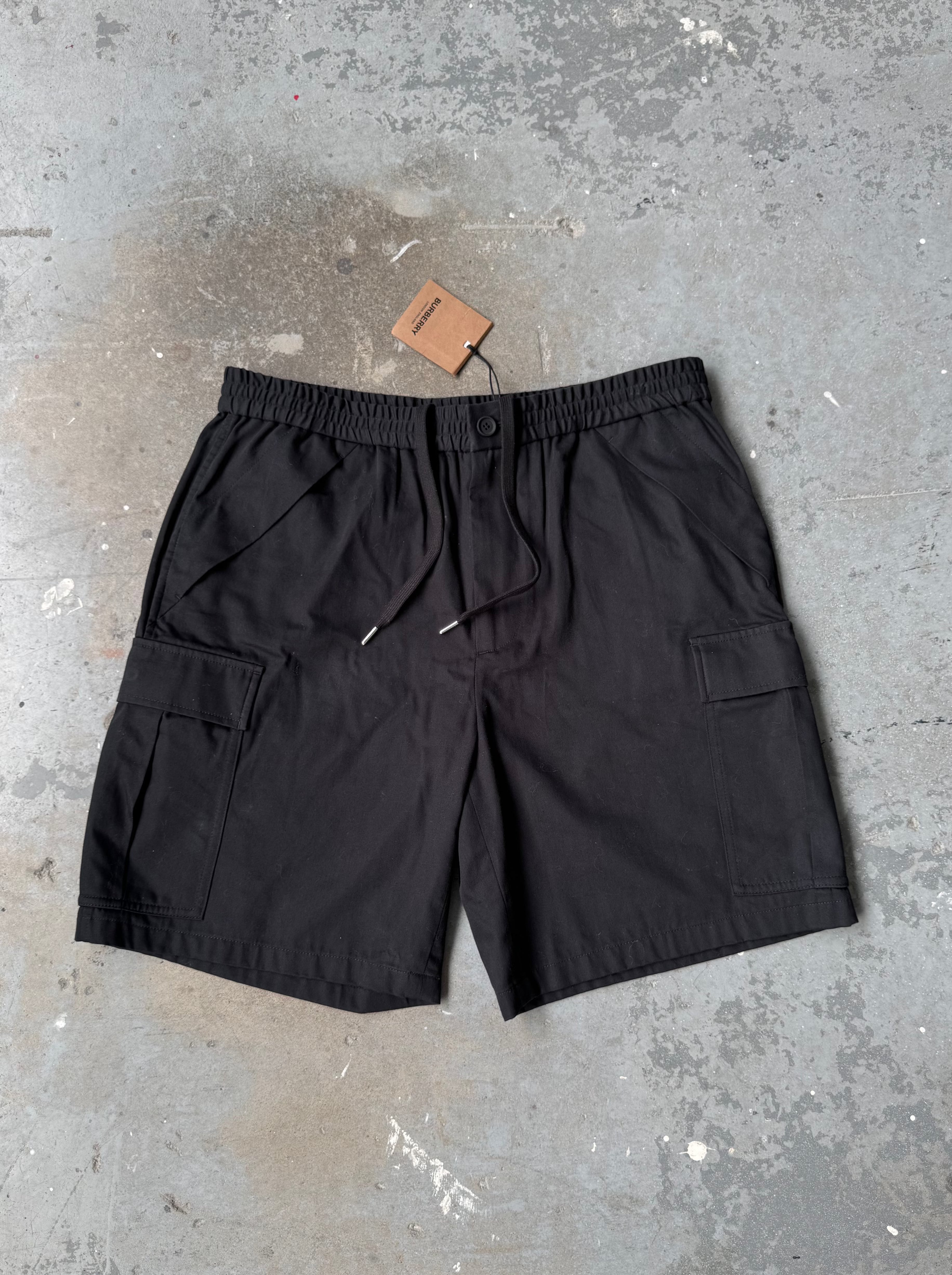 NEW Burberry Capleton Short - Sz L