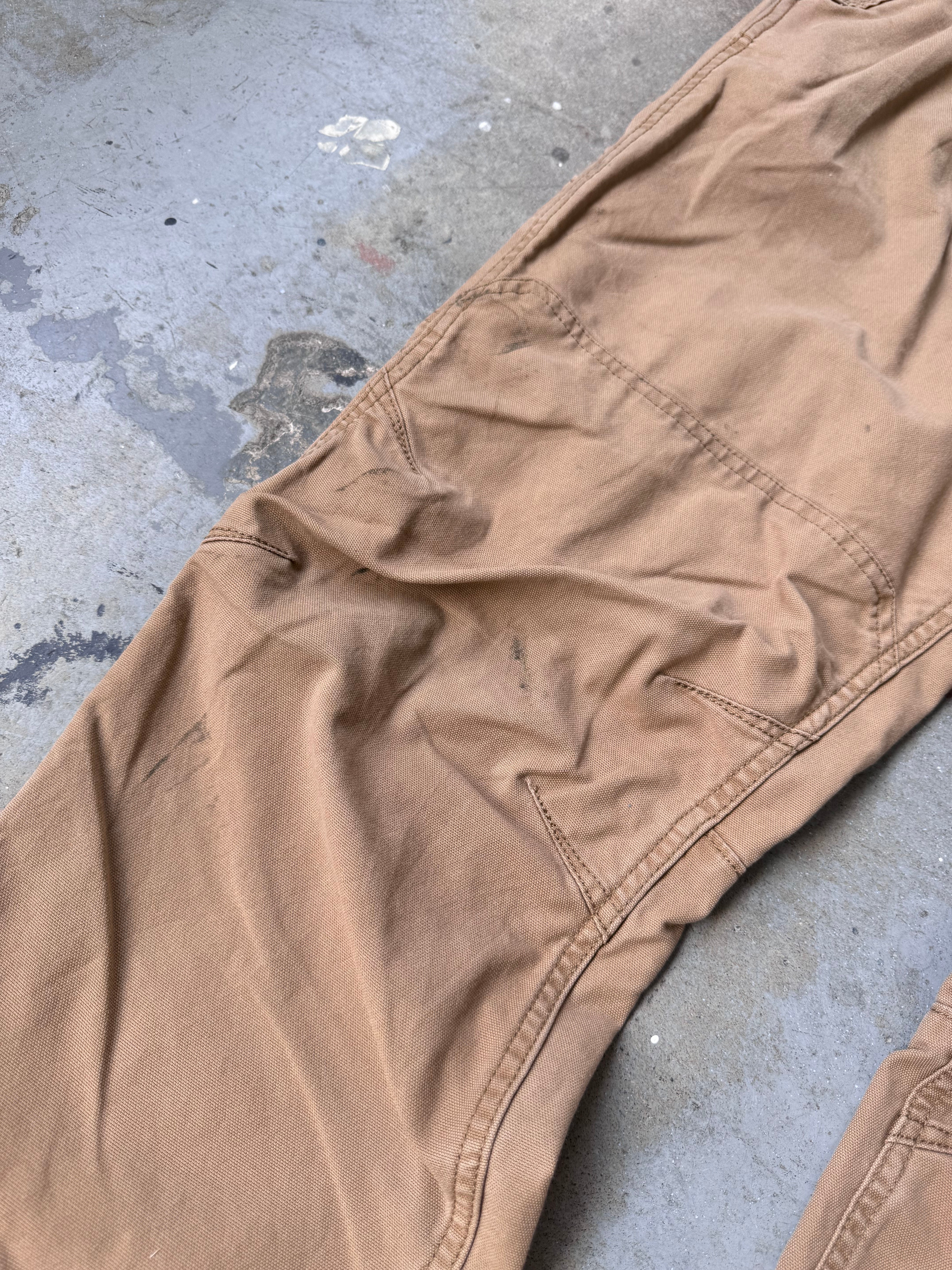 Carhartt relaxed fit light workpants Sz 34x32 stained*