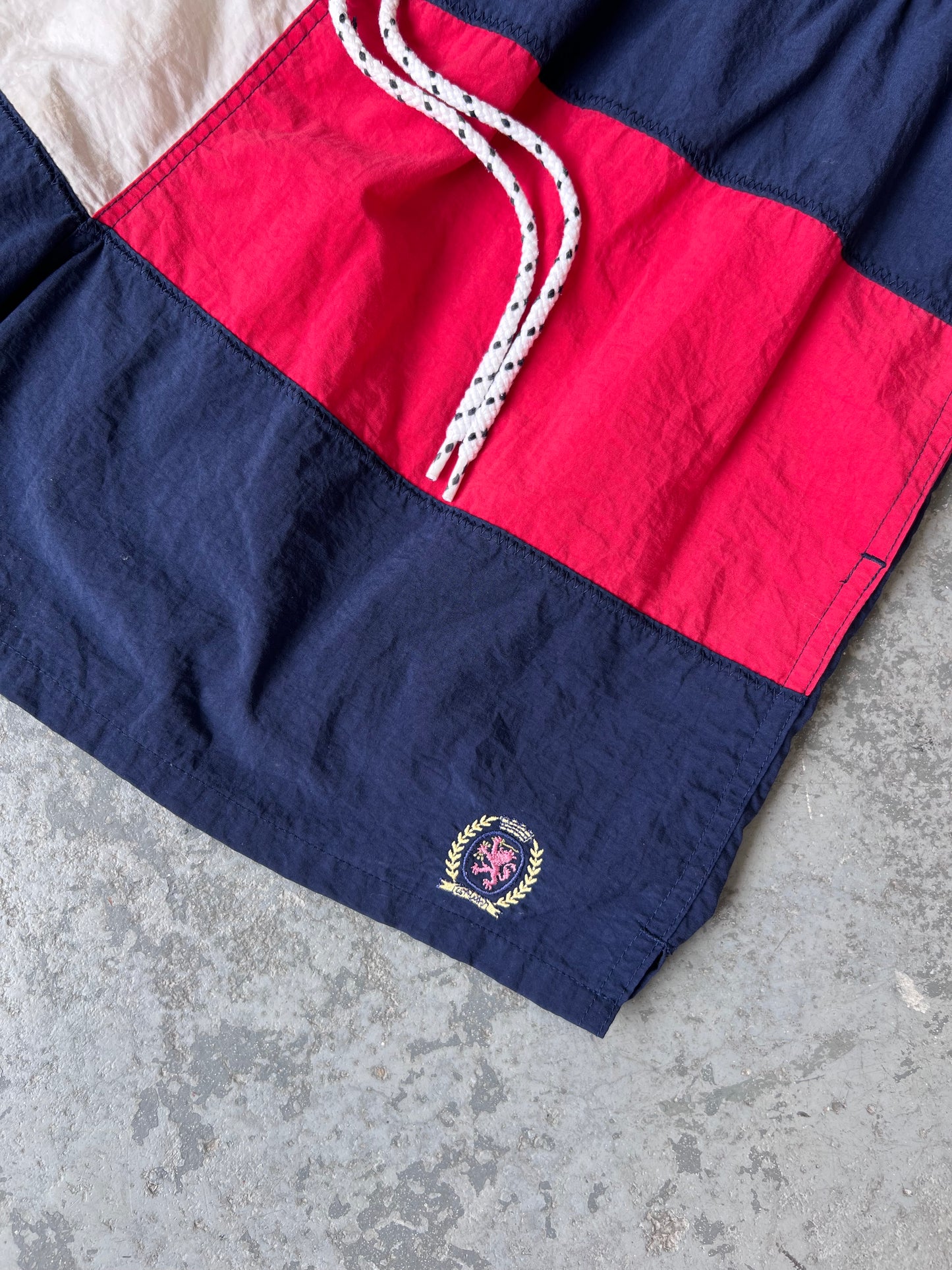 90s Tommy Hilfiger Trunk Short - Sz M