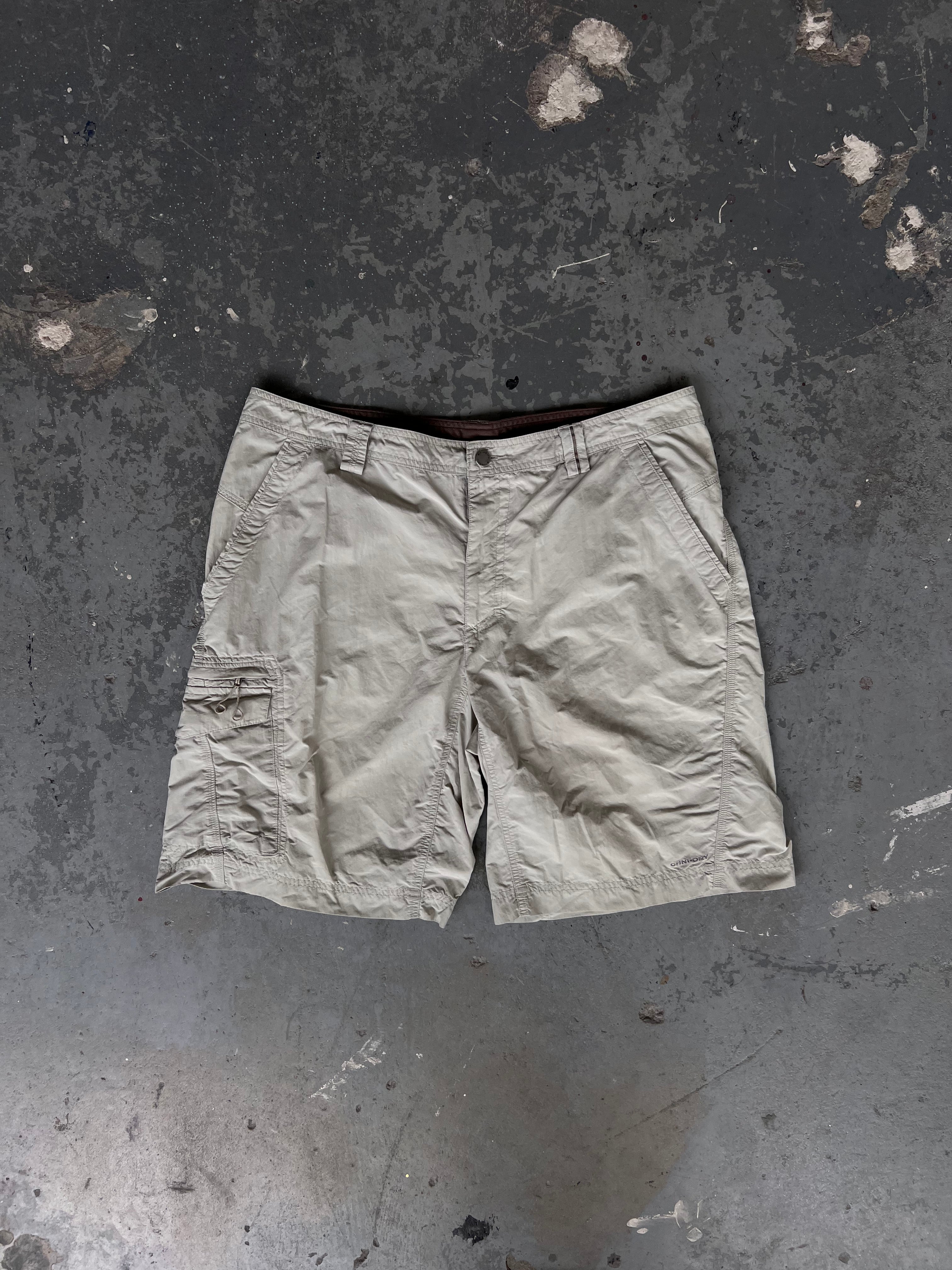 Columbia titanium beige Hiking Short - Sz 38US