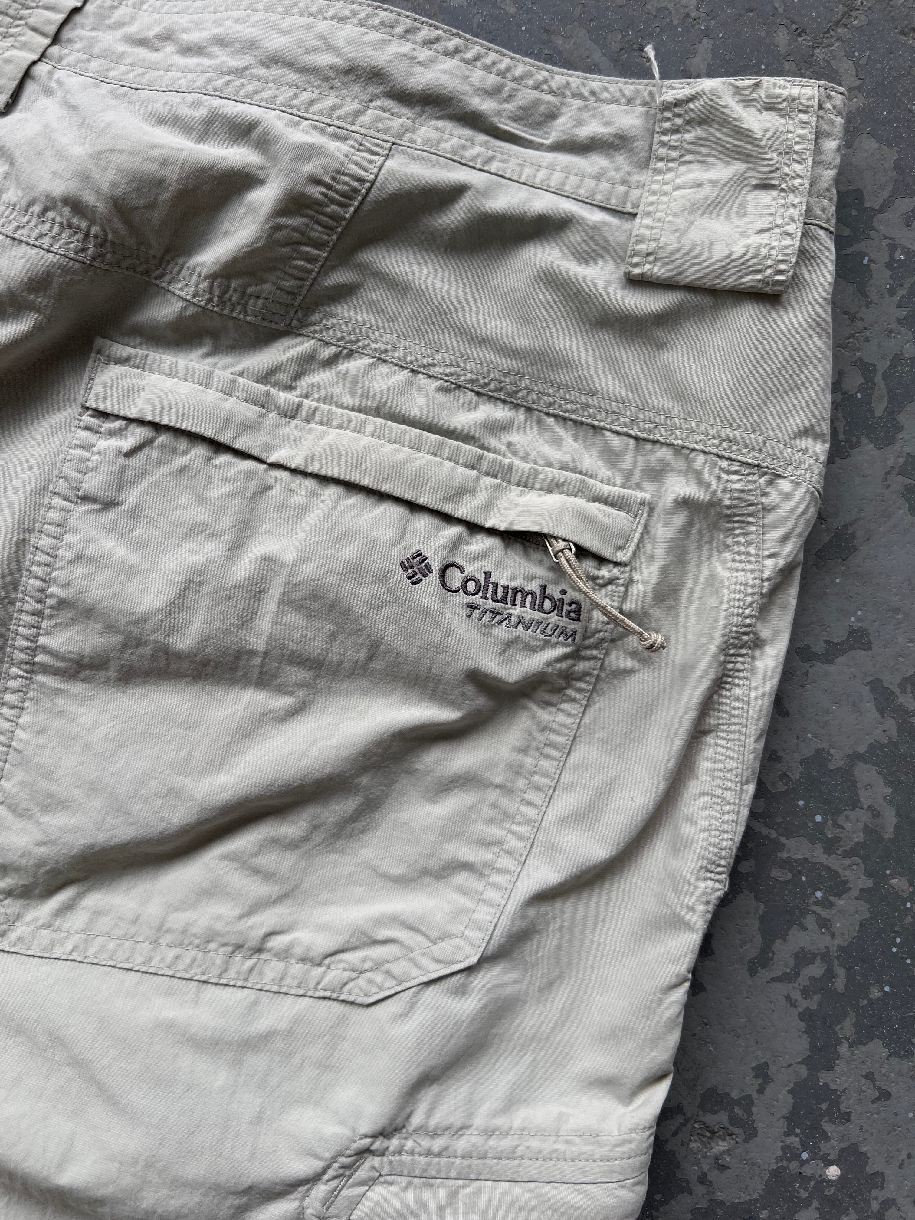 Columbia titanium beige Hiking Short - Sz 38US