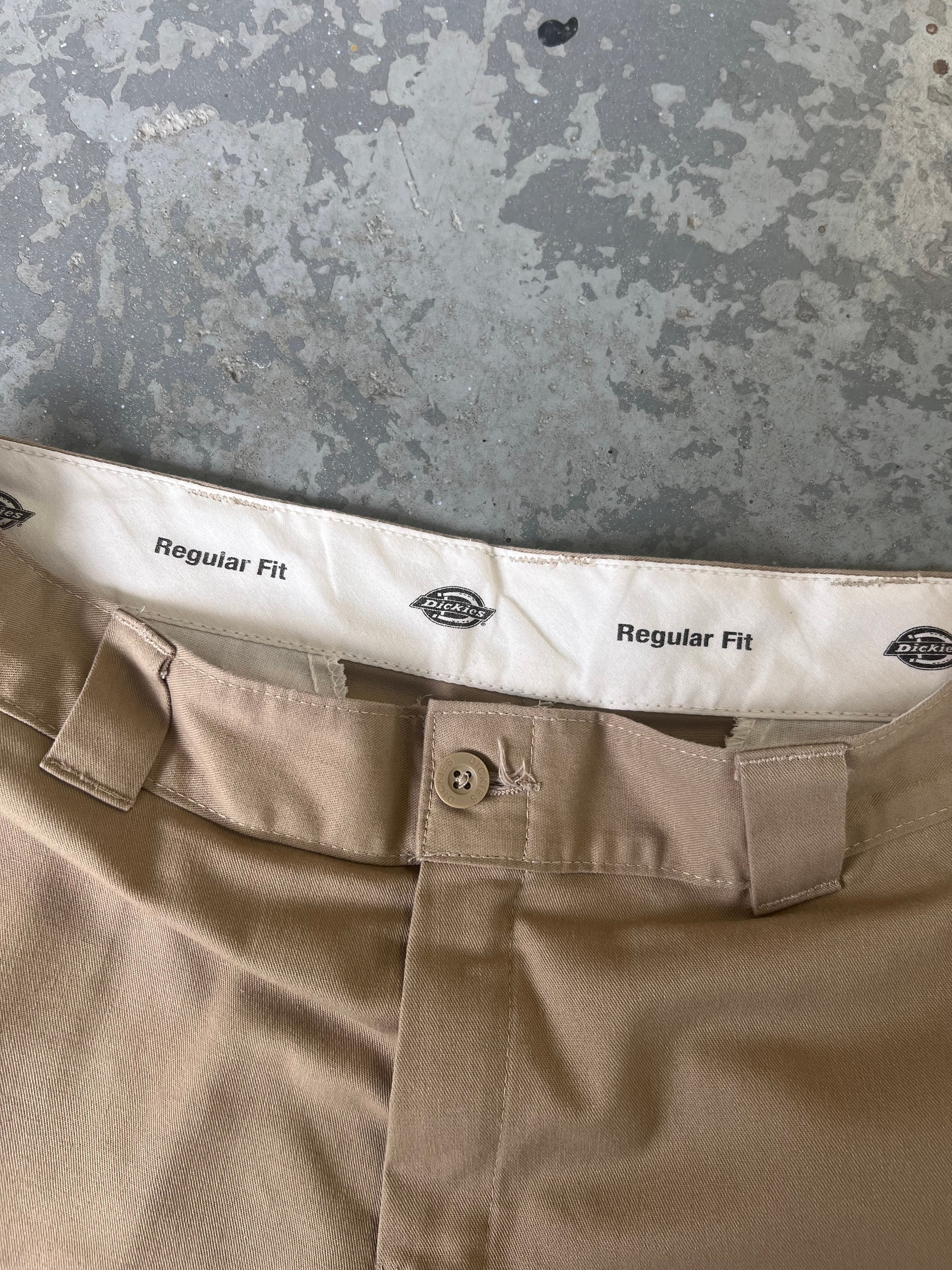 Dickies Beige Cargo work short - Sz 32US