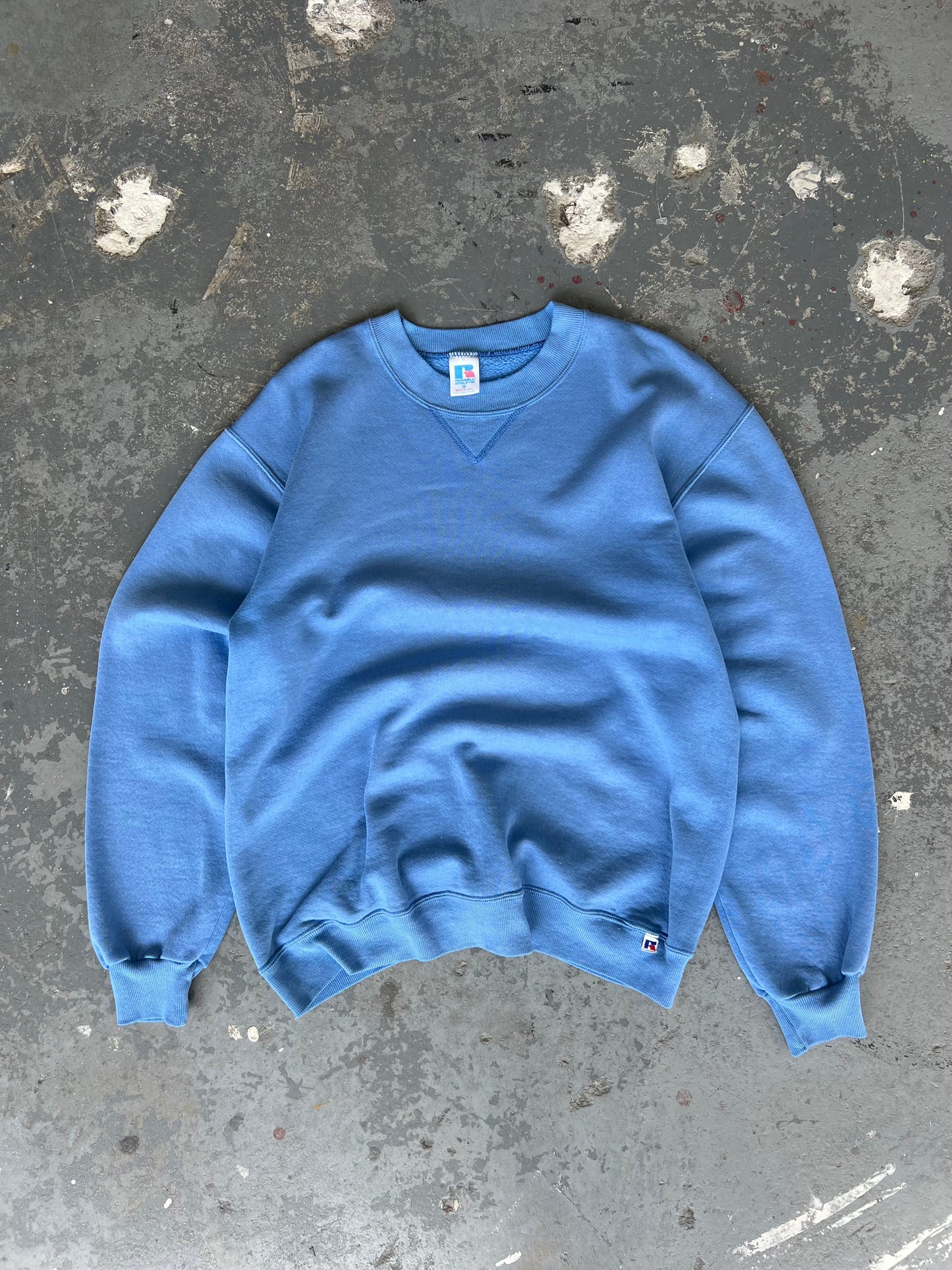 90s Russell Athletics Light blue crewneck - Sz M